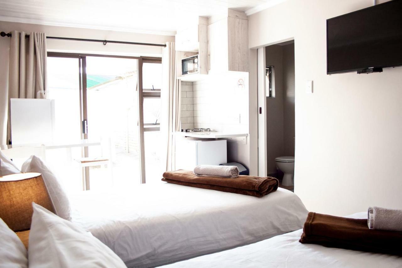 Kelzane Self-Catering Gonubie Exterior foto