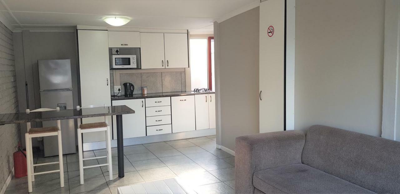 Kelzane Self-Catering Gonubie Exterior foto